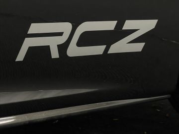 Peugeot RCZ